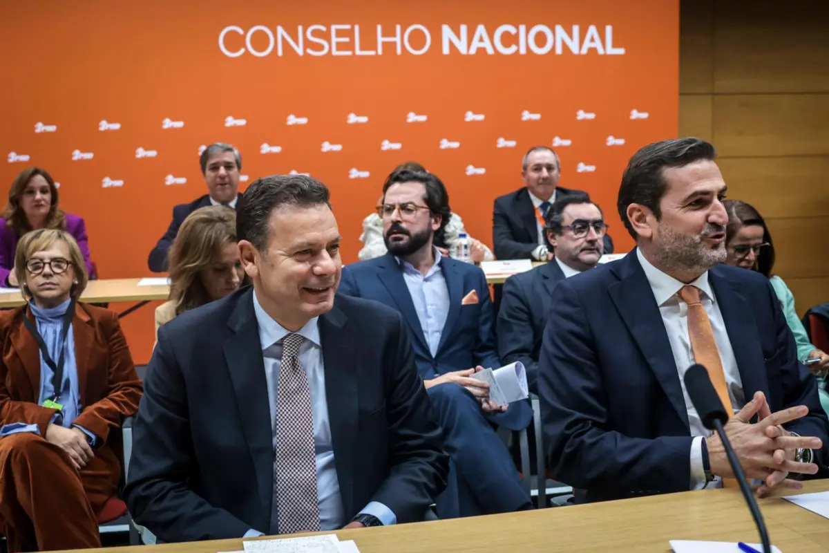 Luís Montenegro desafiou Pedro Passos Coelho no Conselho Nacional do PSD