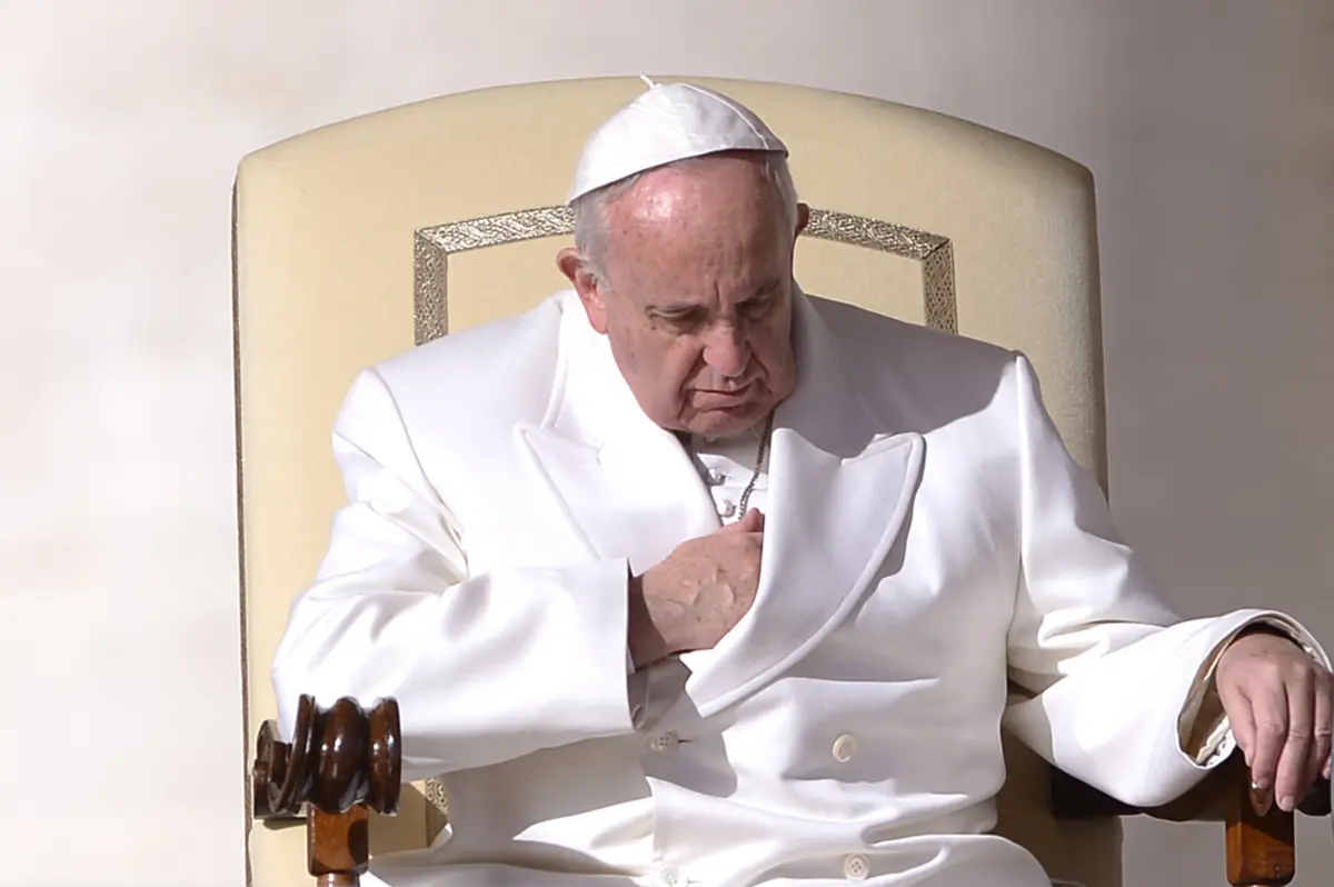 Imagem de contexto do artigo Os desafios do quadro clínico complexo do Papa Francisco