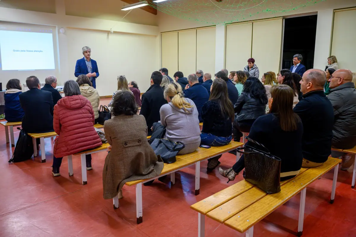 Imagem de contexto do artigo Escola da Abelheira prepara-se para entrar em obras de modernização