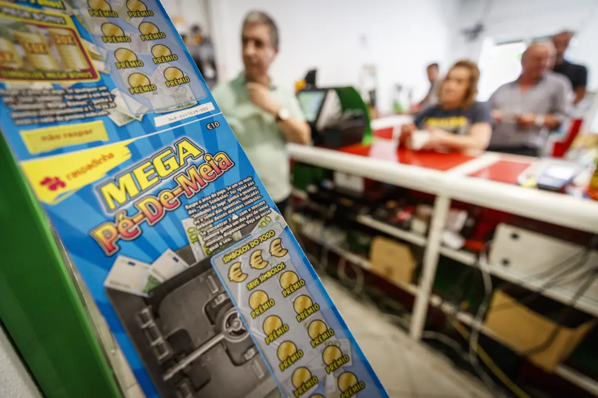 Imagem de contexto do artigo Consumo de raspadinhas é três vezes mais frequente nos pobres