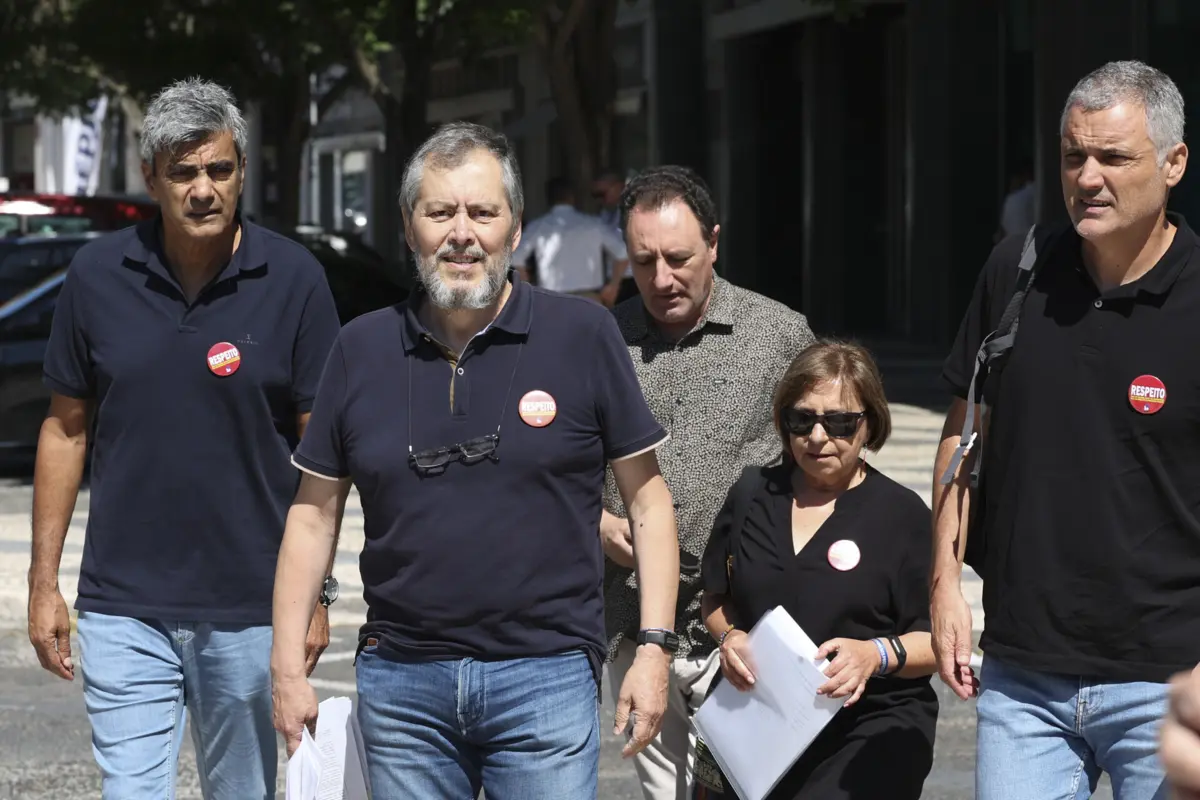 Fenprof diz que há "pelo menos 20 mil professores" a quem foi negado o direito a regressar para a CGA