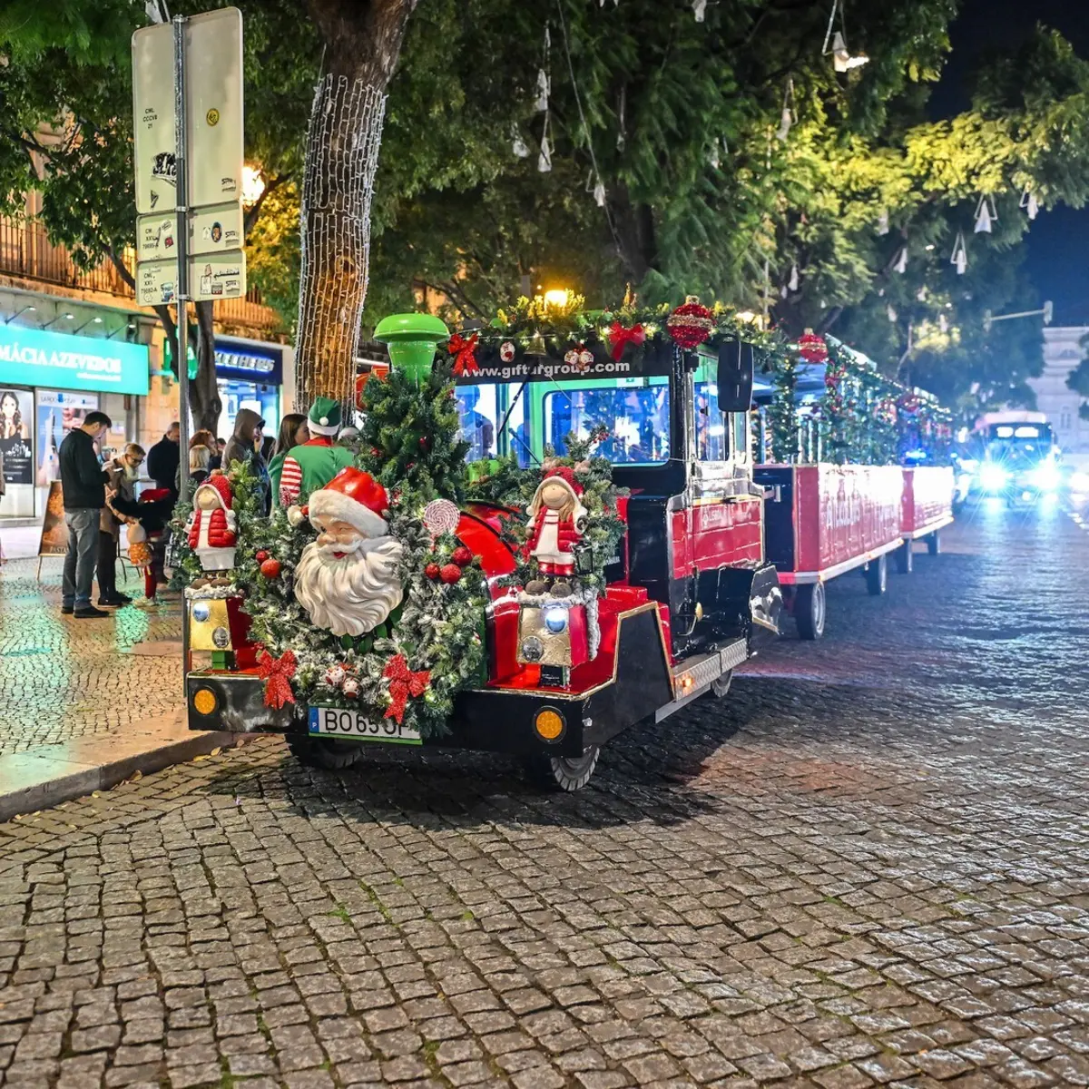 Comboio de Natal vai andar pela Baixa de Lisboa