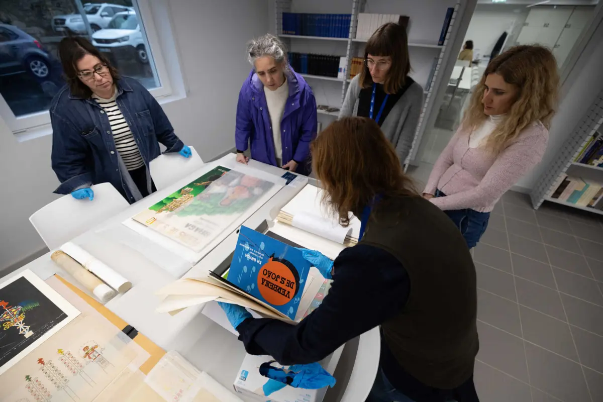 Realizam-se visitas guiadas ao arquivo no dia 25, 22 de fevereiro e 29 de março por inscrição no site Braga 25