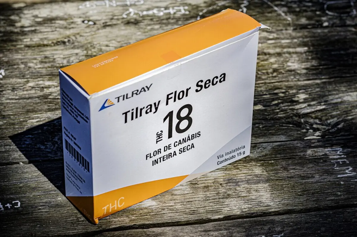 Flor seca da Tilray foi o primeiro medicamento autorizado à base de canábis