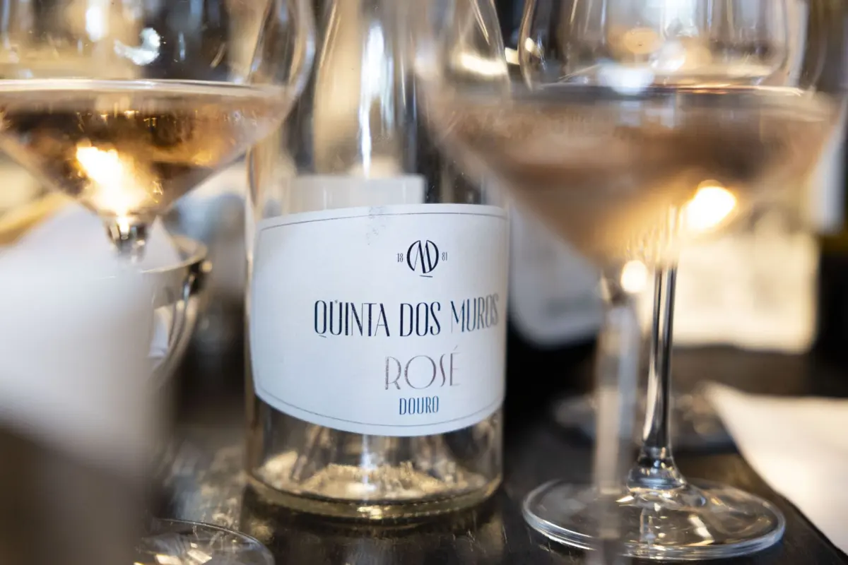 Este é o novo rosé da Quinta dos Muros.