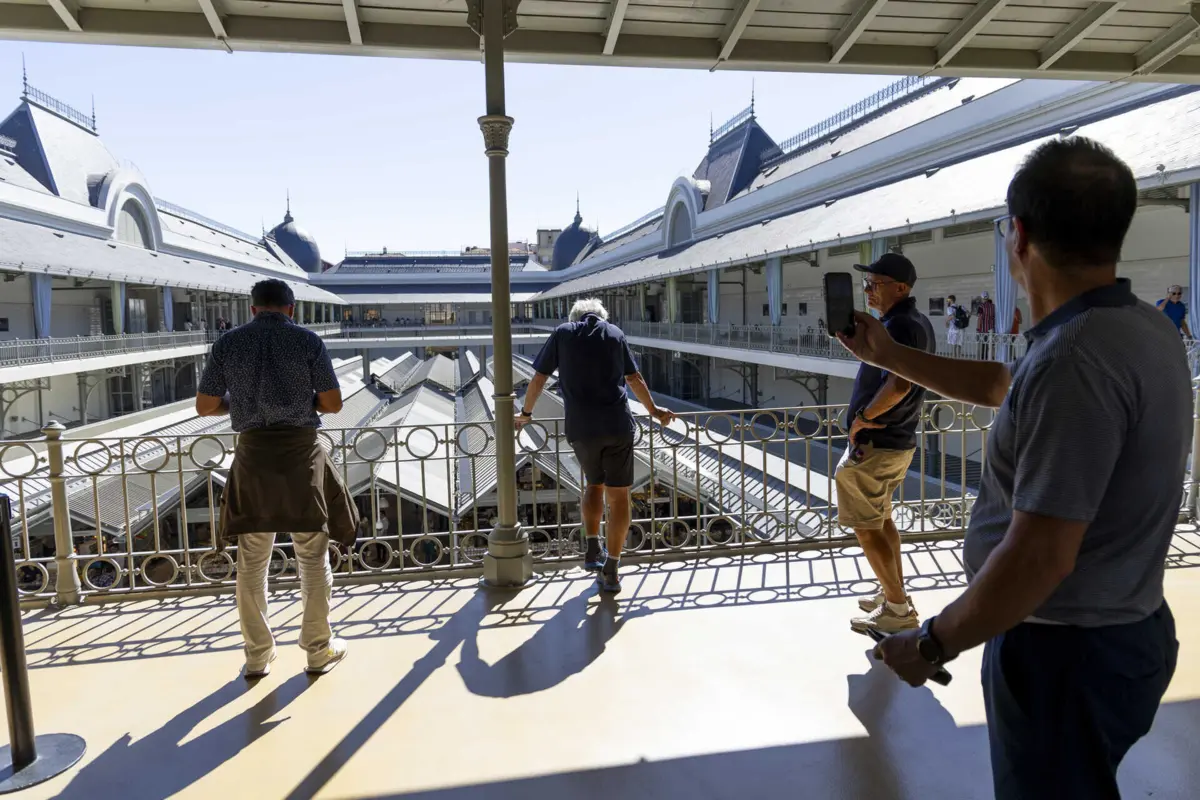 Bolhão é ponte de visita obrigatório para turistas
