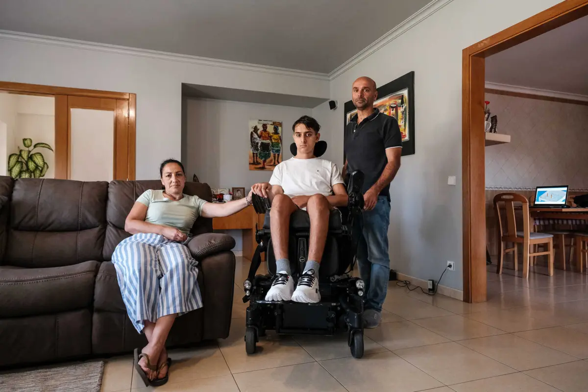 Imagem de contexto do artigo Saiba como ajudar adolescente tetraplégico que precisa de cadeira de rodas
