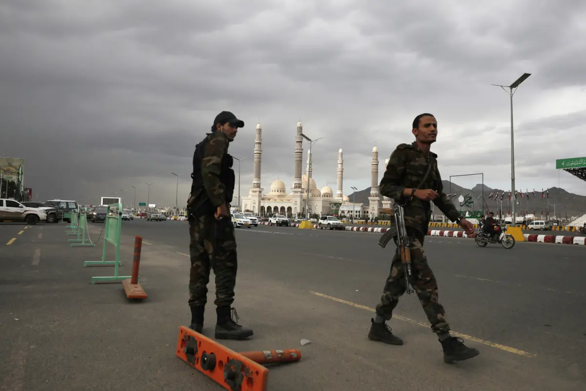 Rebeldes em Sanaa, capital do Iémen