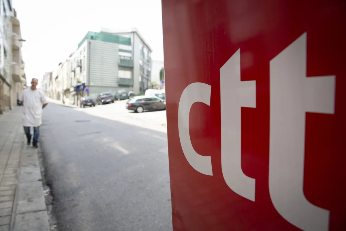 Imagem de contexto do artigo Ações dos CTT da Parpública abaixo do limite que exige informar o mercado