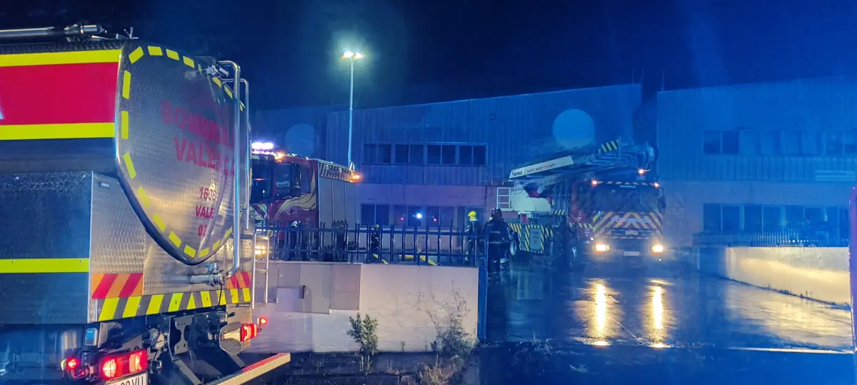 Incêndio deflagrou de madrugada