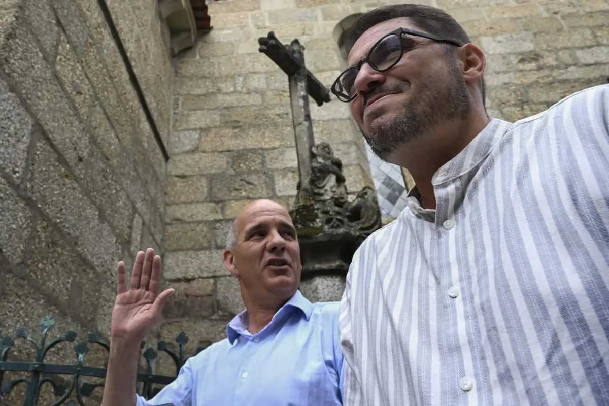 Paulo Raimundo João Oliveira na arruada pelo centro histórico de Guimarães