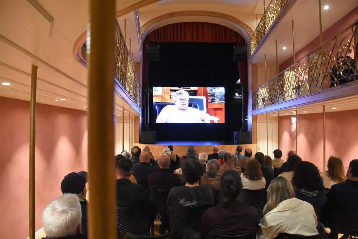 Exibição do documentário "O Portugal de Miguel Esteves Cardoso"