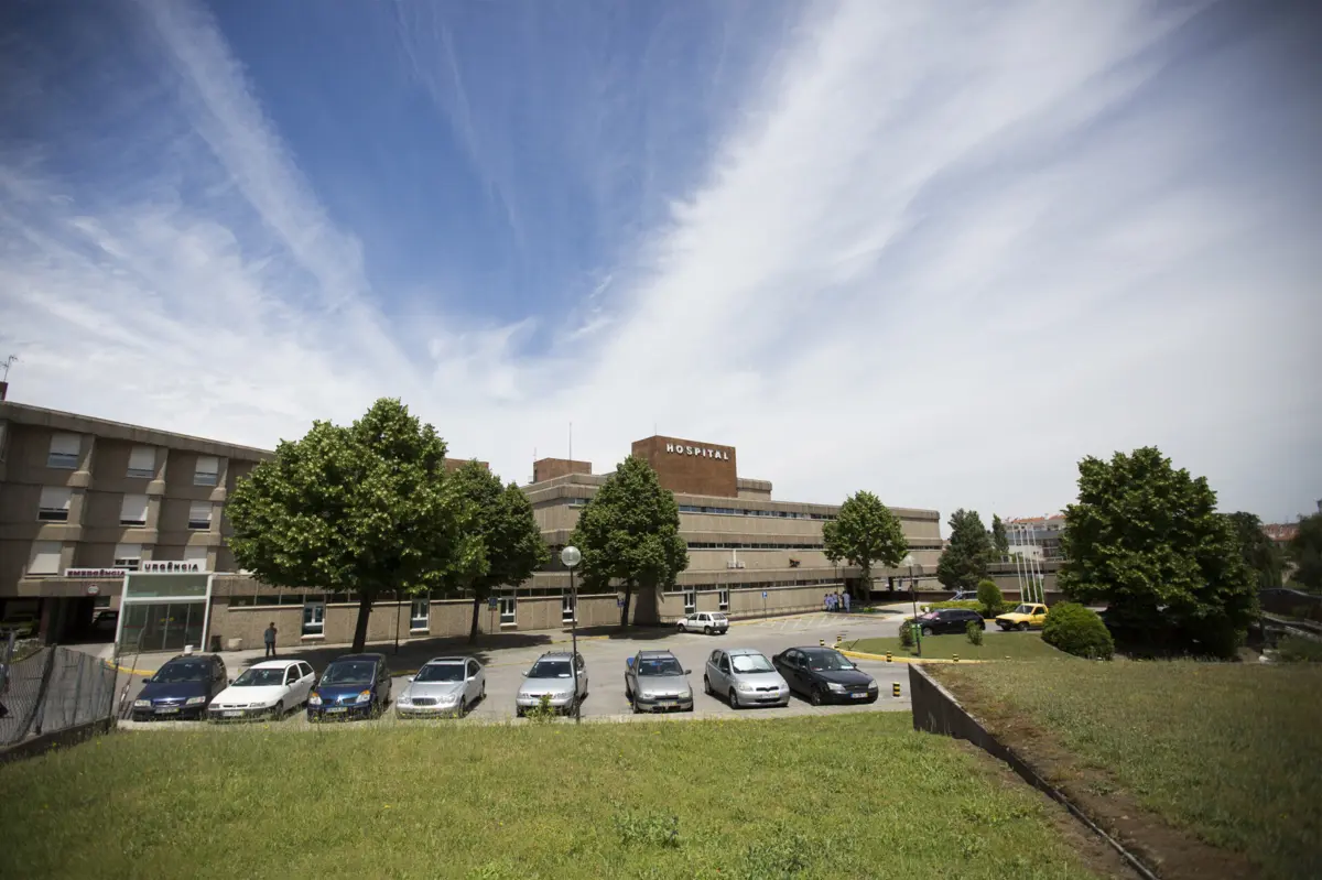 Está prevista falta de resposta em pediatria, cirurgia e ortopedia