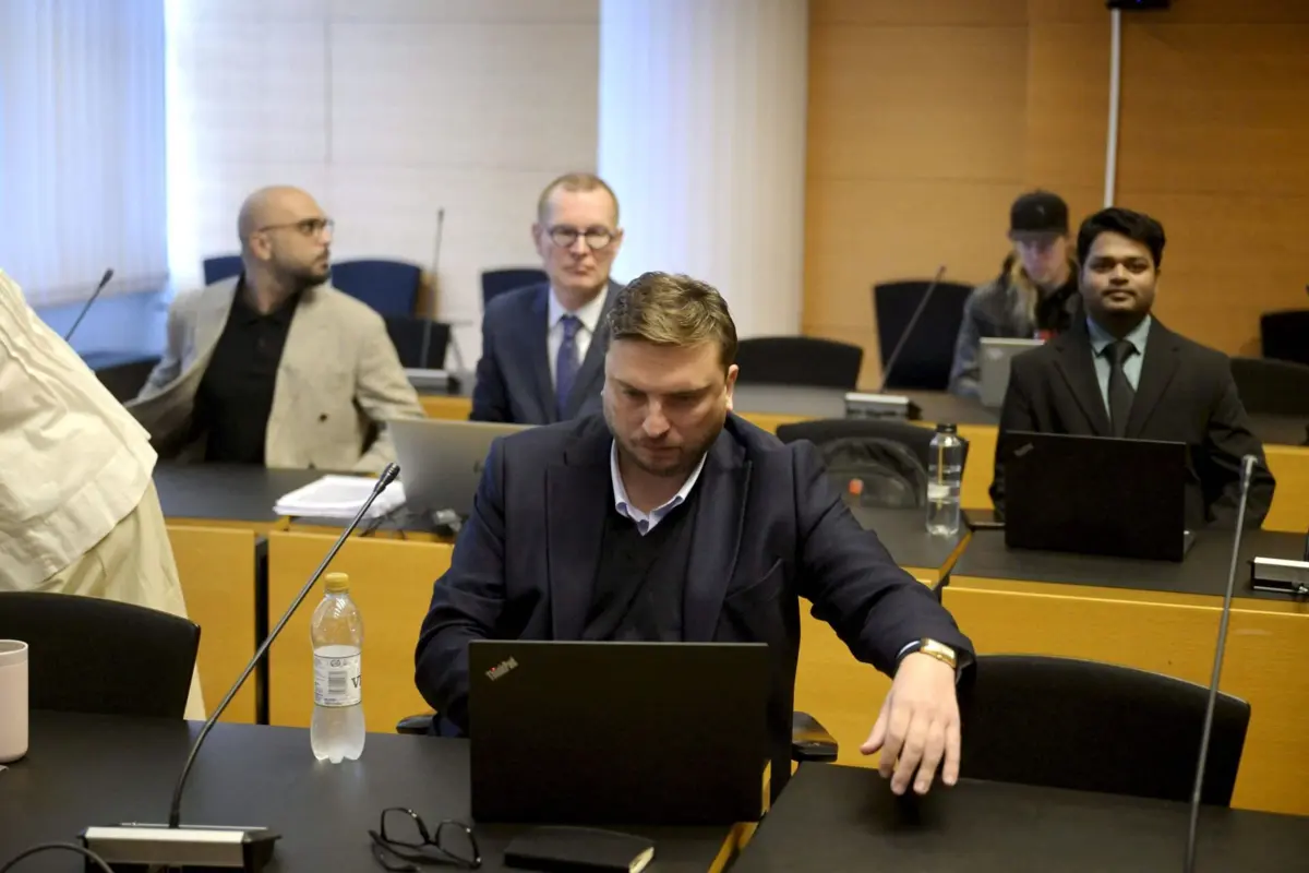 O capitão do Eagle S, o georgiano Davit Vadatchkoria, nega as acusações