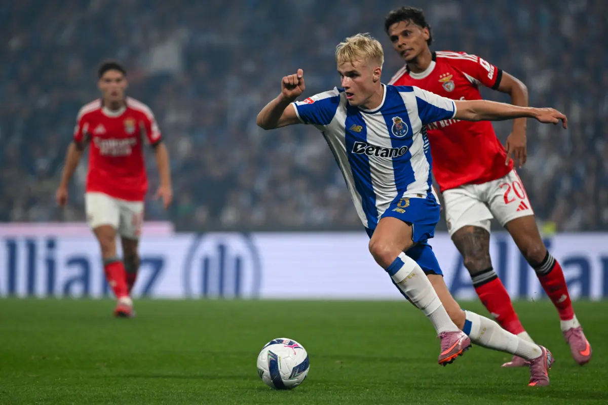 Contratado no verão, Froholdt tornou-se rapidamente indispensável para Francesco Farioli