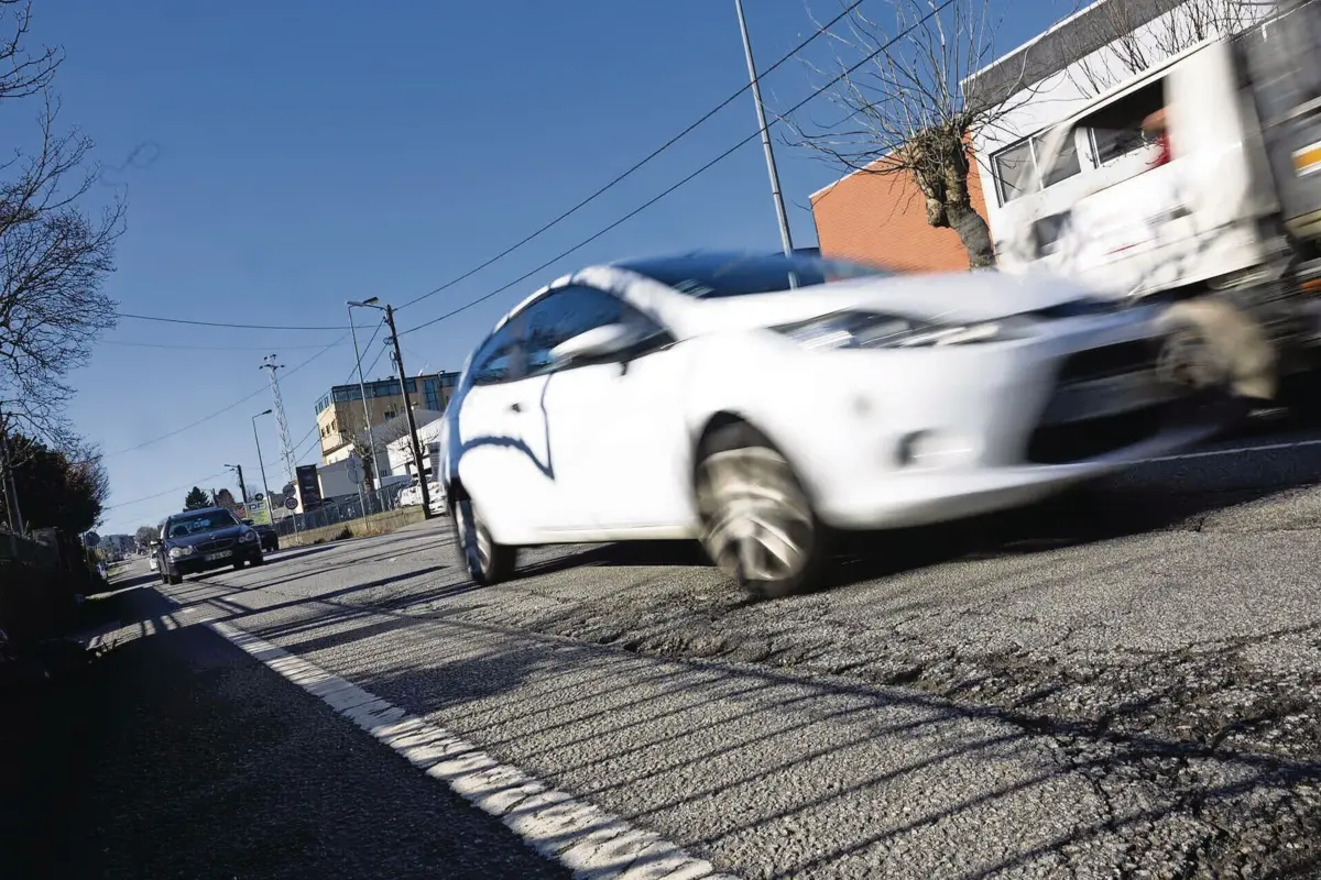Imagem de contexto do artigo Associação de transportadores indignada como "nova redução unilateral das tarifas" pela Uber Portugal