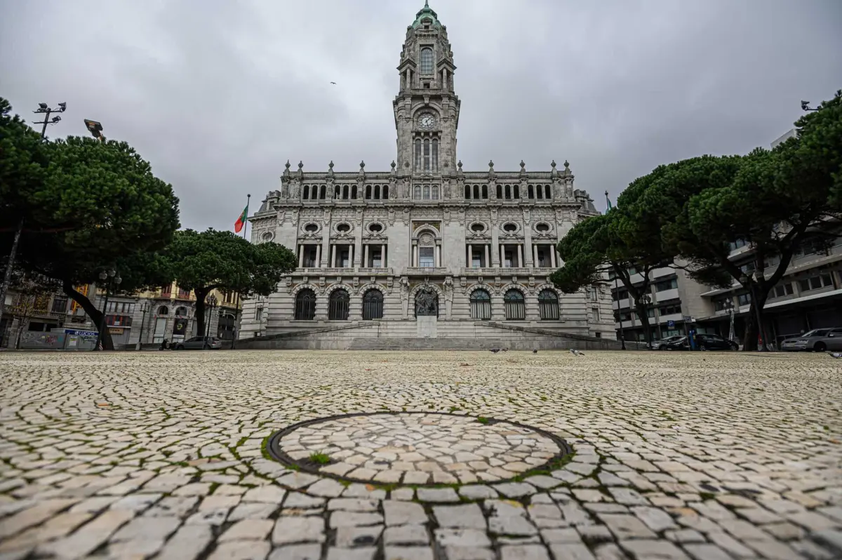 Câmara do Porto gastou em 2023 mais dinheiro com pessoal face ao ano anterior