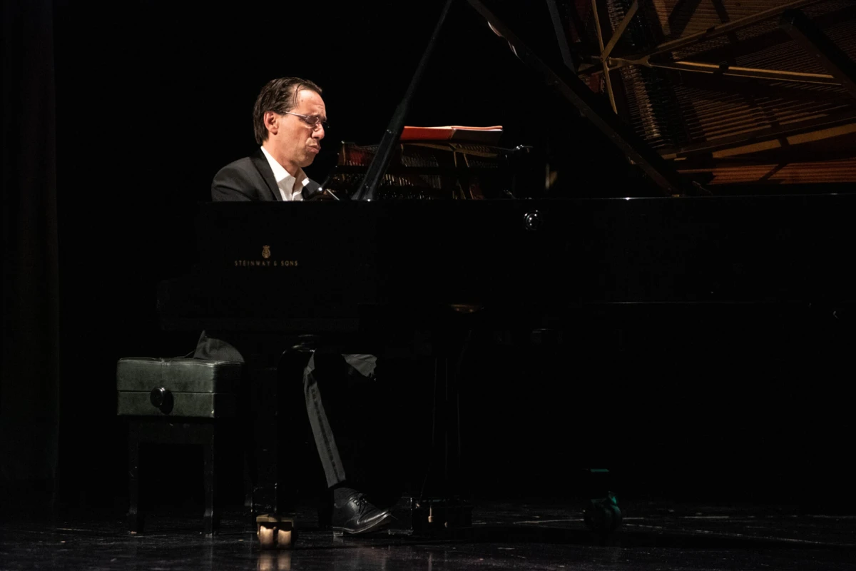 Nova digressão do pianista vai percorrer espaços e monumentos históricos