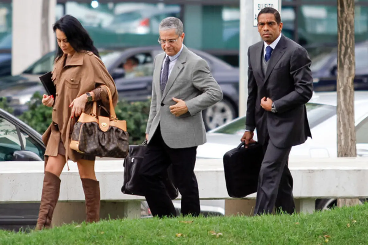 O início do julgamento de Álvaro Sobrinho, de 62 anos, por 18 crimes de abuso de confiança agravado e cinco de branqueamento está agendado para 29 de abril no Tribunal Central Criminal de Lisboa