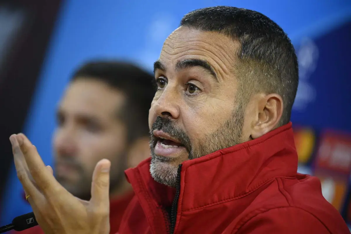 Os arsenalistas, para garantirem o apuramento para os "oitavos", precisam de vencer o Nápoles pela diferença de dois golos