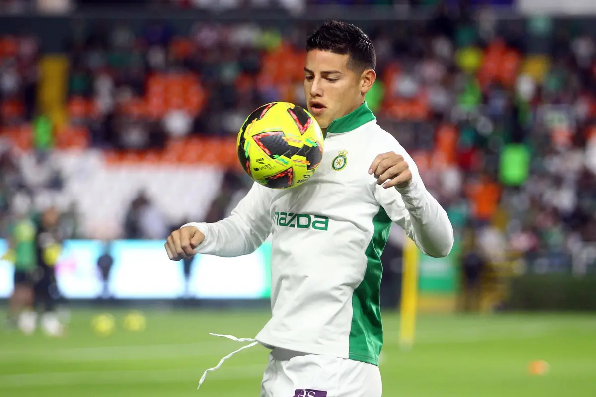 James Rodríguez joga no Léon