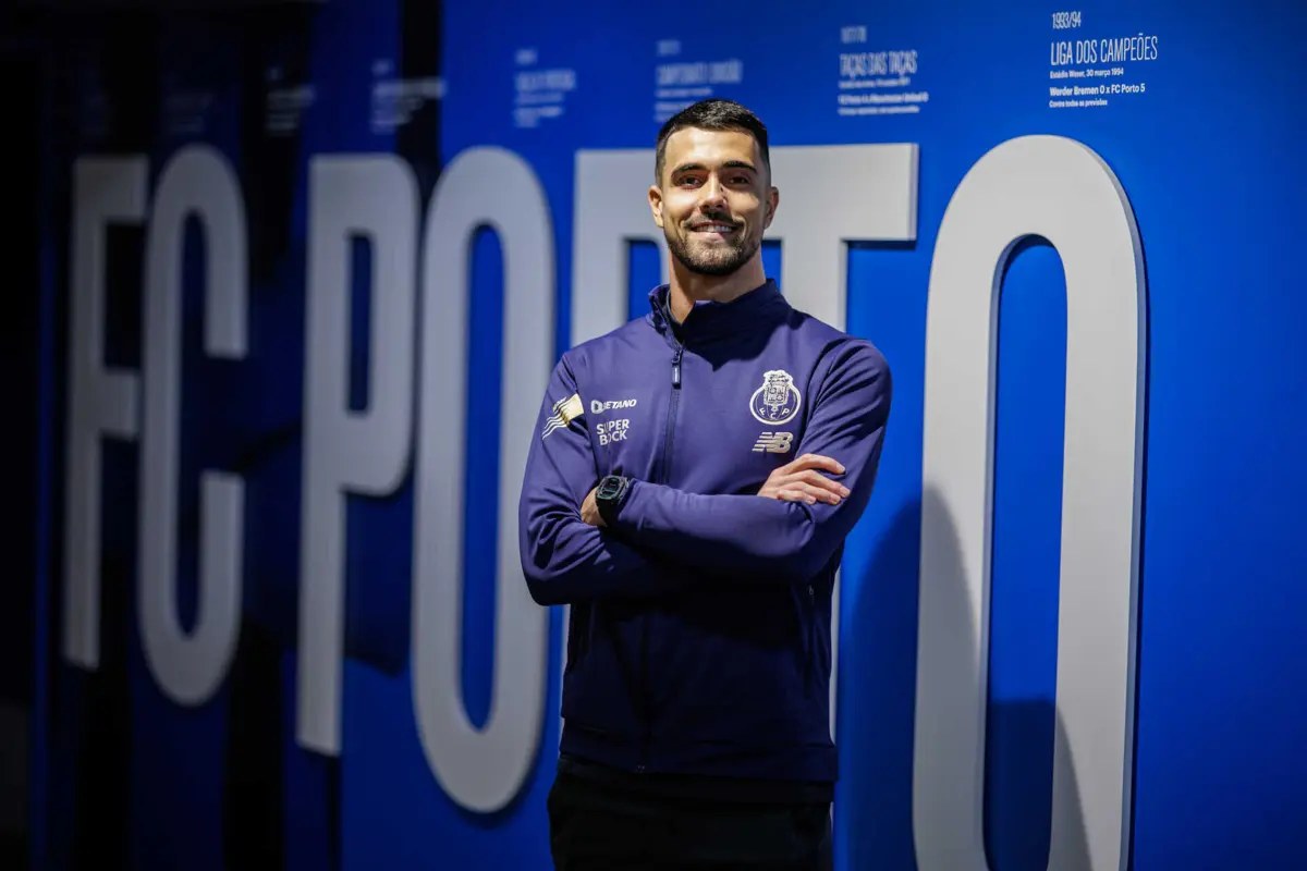 Guardião tem contrato com o F. C. Porto até 2027 e uma cláusula de rescisão de 75 milhões de euros