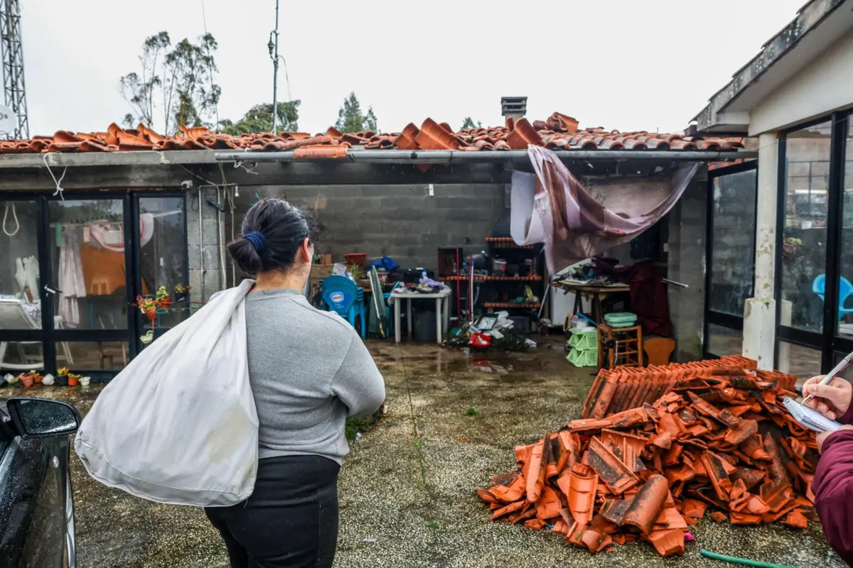 Imagem de contexto do artigo População de Pedrógão Grande obrigada a desenrascar-se após três dias sem energia e comunicações