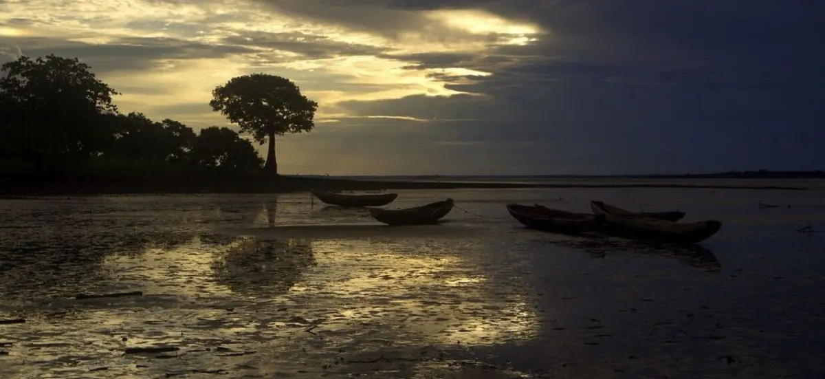 As Bijagós são formadas 88 ilhas e ilhéus onde se concentram relevantes fontes de biodiversidade