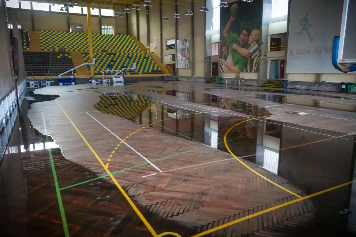 Pavilhão das Travessas, em São João da Madeira, é um dos maiores recintos desportivos cobertos do país