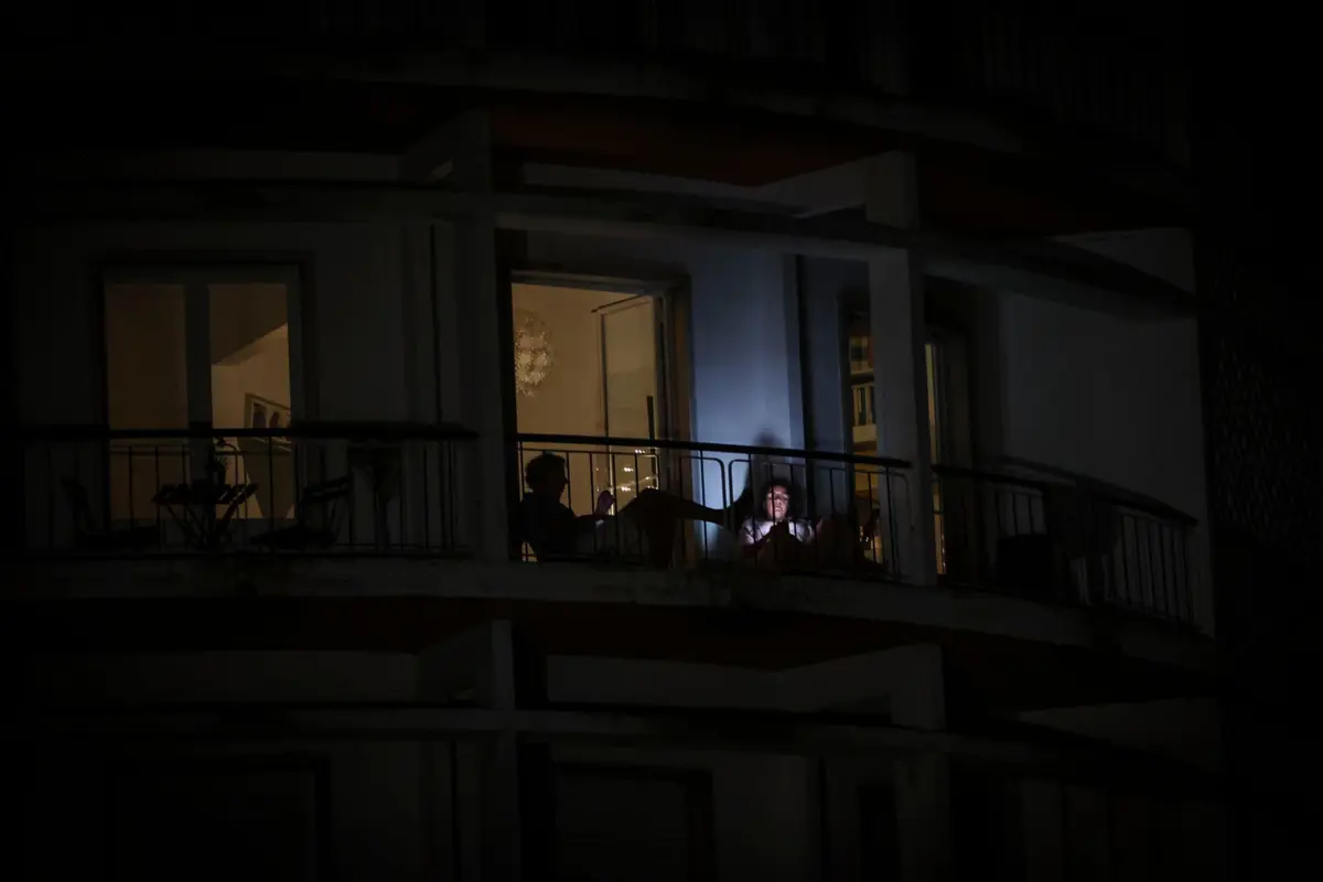 Após um apagão, é comum haver avarias nos equipamentos, quer devido ao corte abrupto de eletricidade, como à sobrecarga que pode decorrer da reposição da energia