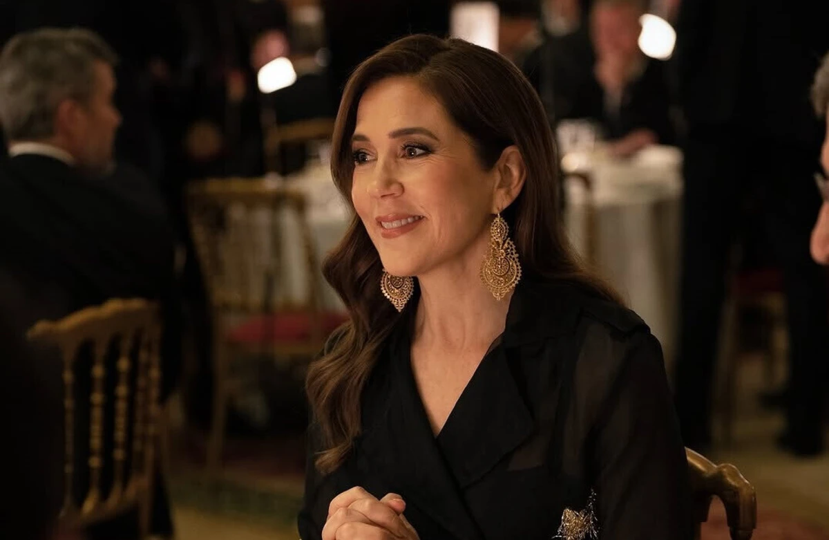 Mary da Dinamarca usou joalharia portuguesa na visito oficial a França