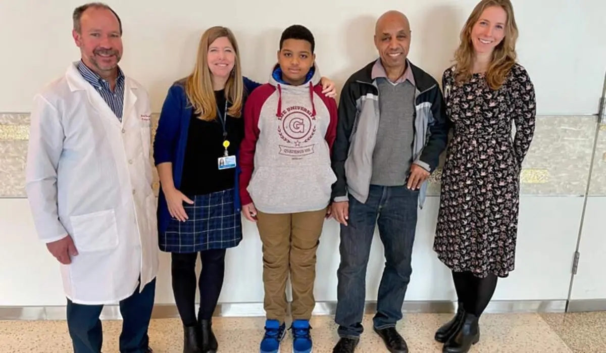 Imagem de contexto do artigo Tratamento inédito: criança surda ouve pela primeira vez