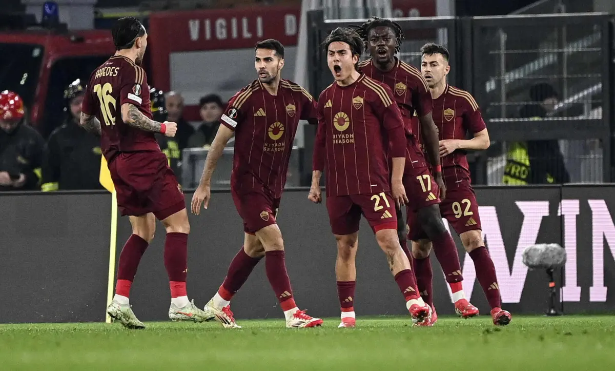Roma venceu o F. C. Porto por 3-2