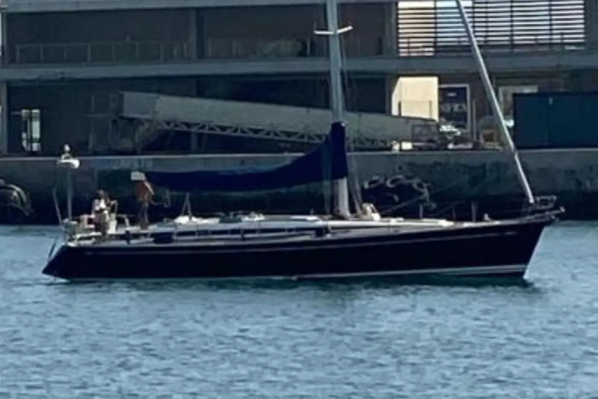 Embarcação furtada da Marina do Funchal