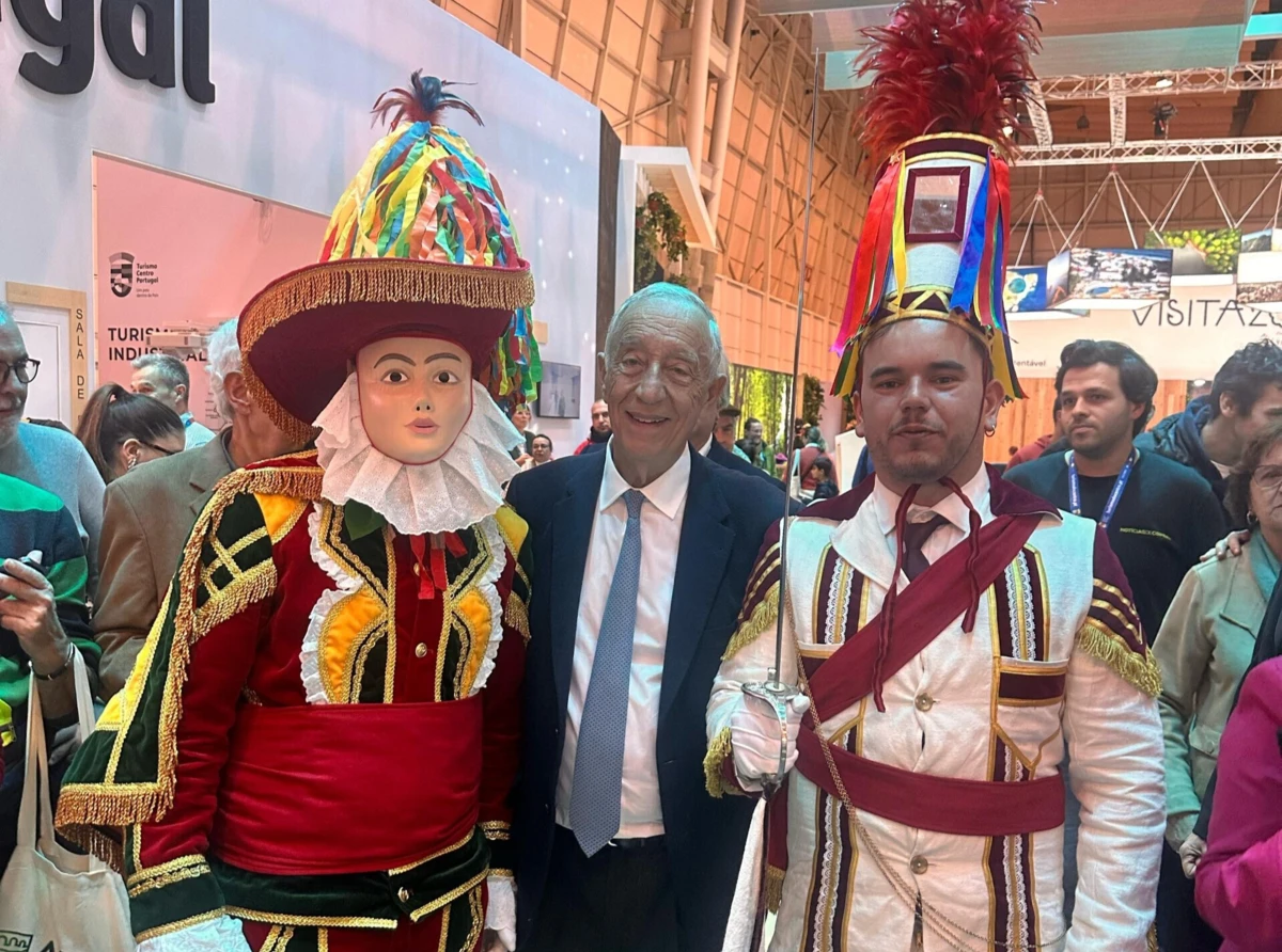 O presidente da República, Marcelo Rebelo de Sousa, com um bugio e um mourisqueiro na BTL