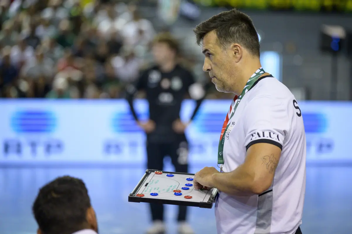 Equipa de Ricardo Costa entrou a ganhar na Champions