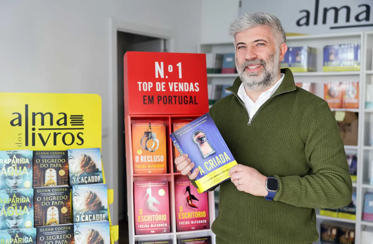 Ligado ao negócio dos livros há mais de 20 anos, Ricardo Antunes fundou a editora em 2016