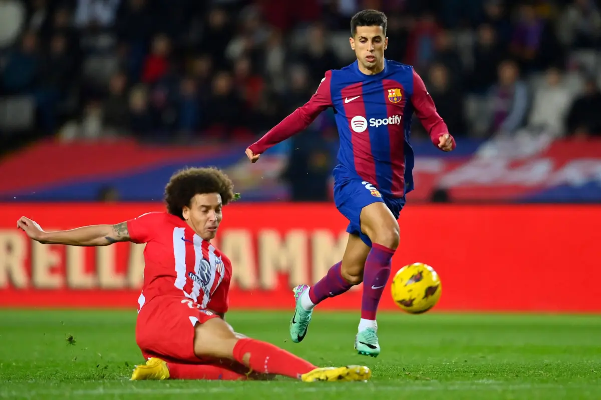 João Cancelo em ação pelo Barcelona