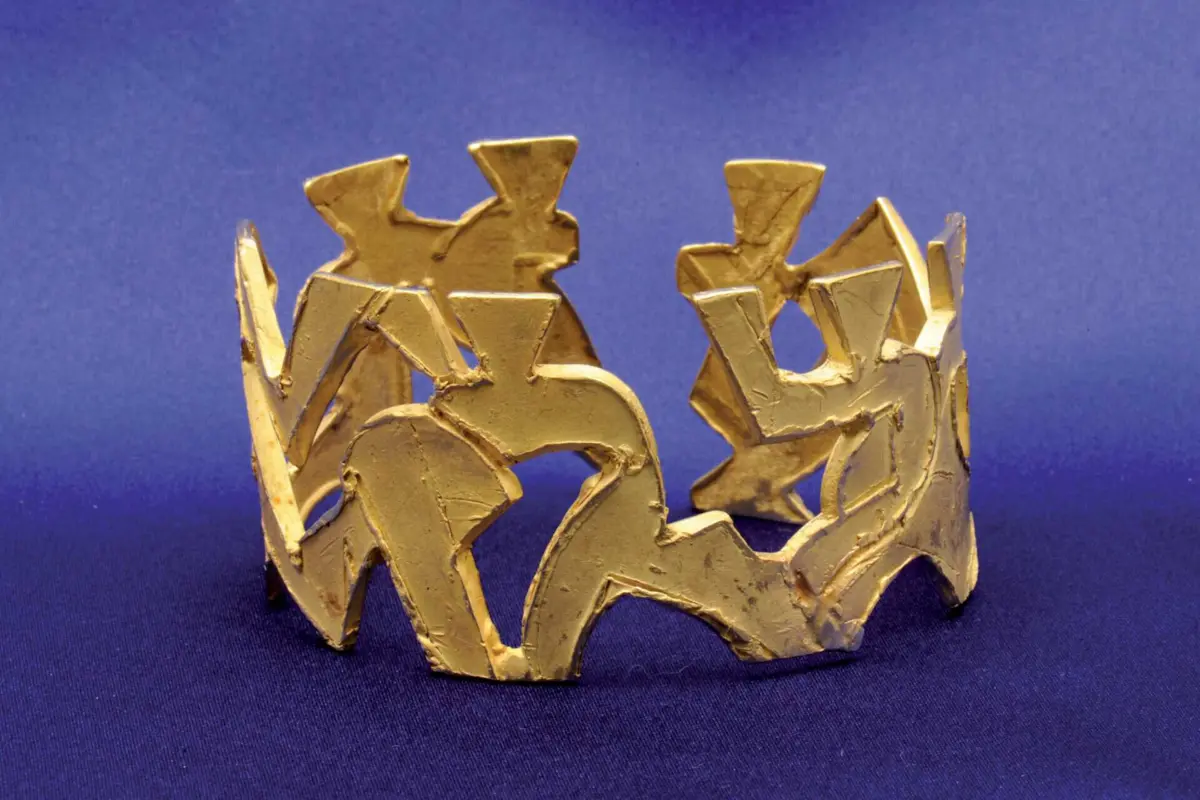 Imagem de contexto do artigo Joias de escultor italiano roubadas de exposição