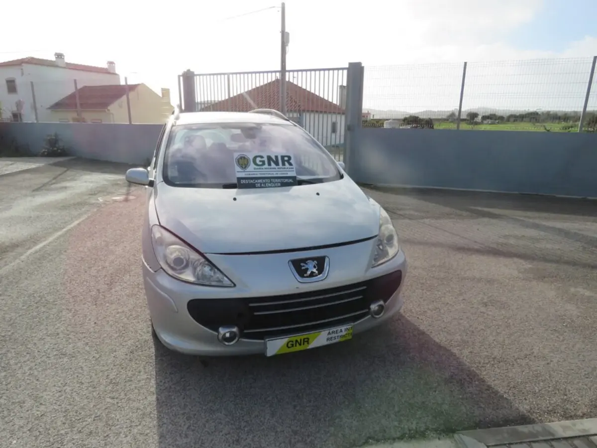 Viatura recuperada pela GNR
