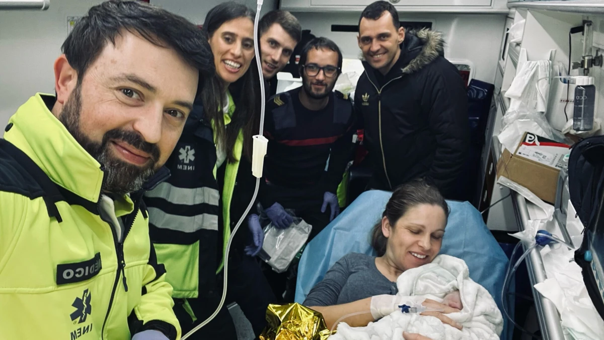 O menino e a mãe, após o parto, foram assistidos no hospital de Braga