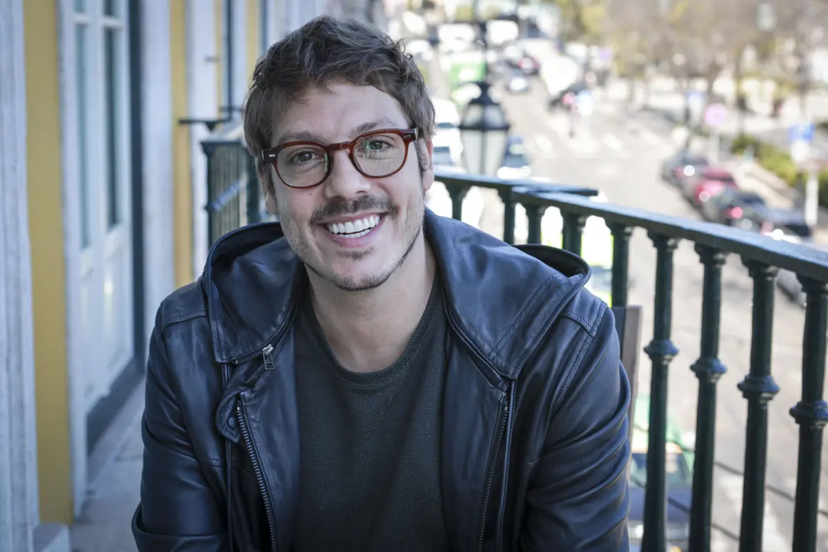 Digressão do humorista brasileiro prolonga-se até novembro