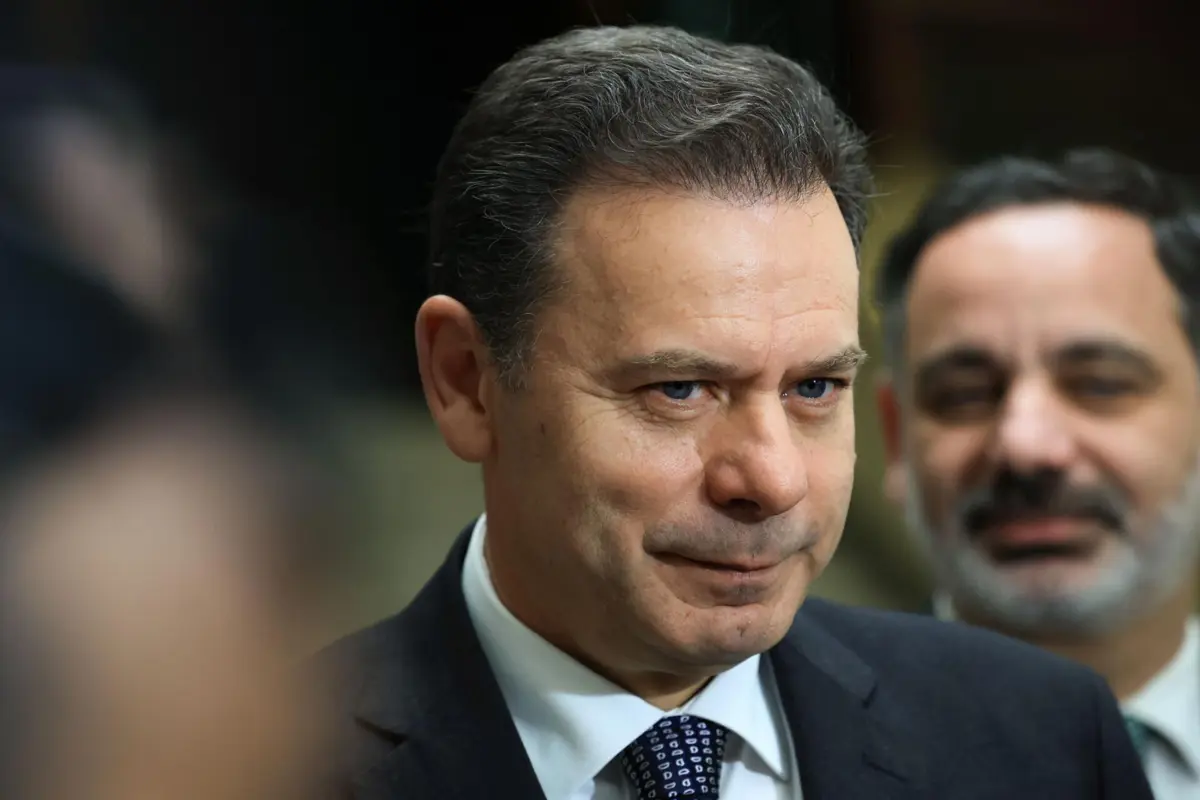 O PGR lamentou que os documentos solicitados não tenham sido "entregues com a celeridade" pretendida