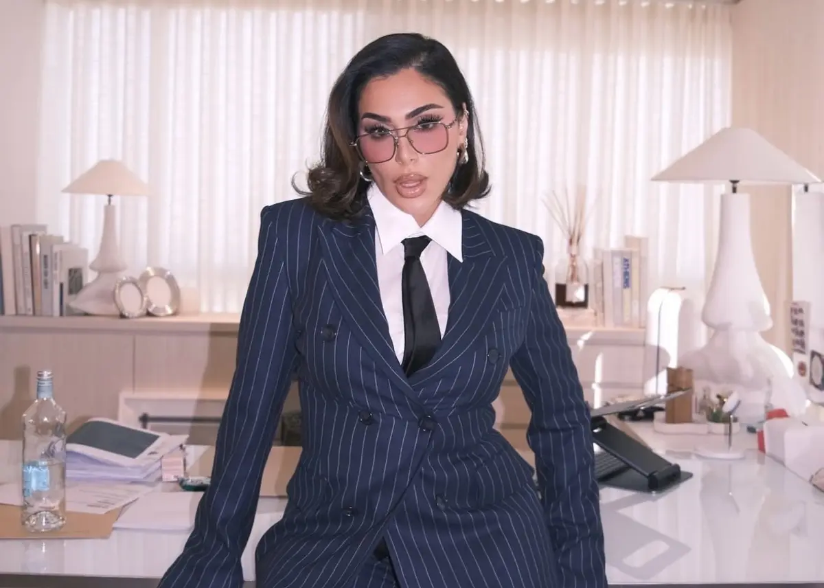 Huda Kattan é fundadora da marca de beleza Huda Beauty