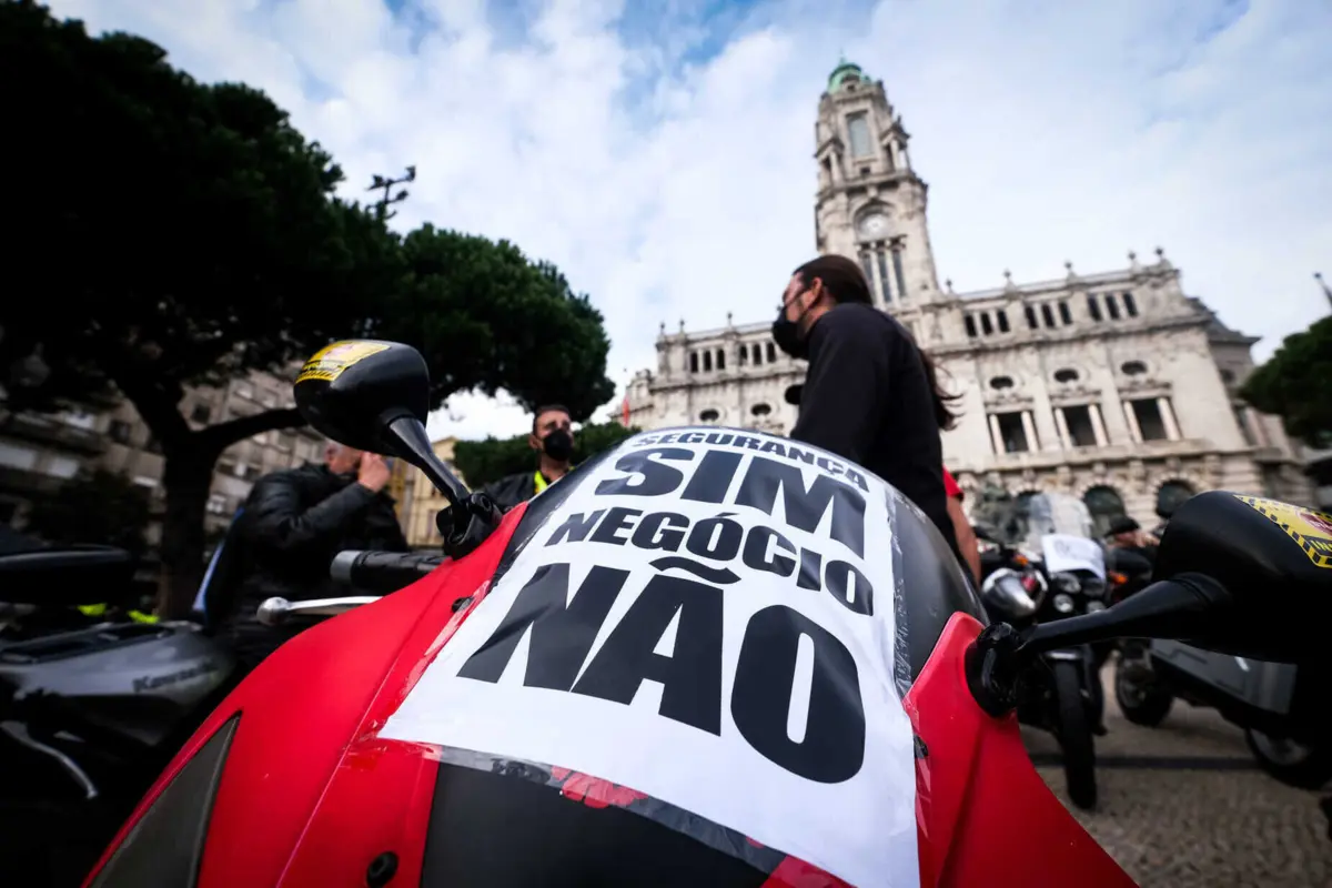 Medida motivou vários protestos