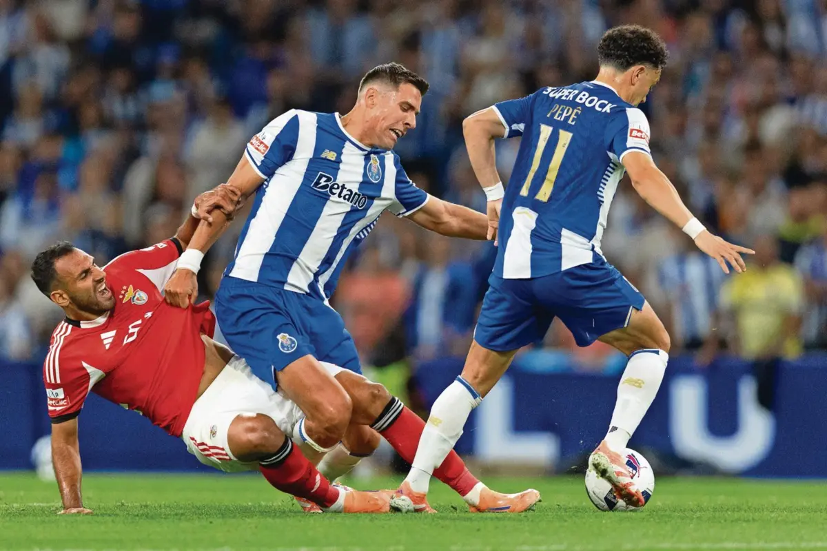 Imagem de contexto do artigo Noite de empates deixa quase tudo na mesma na frente do campeonato