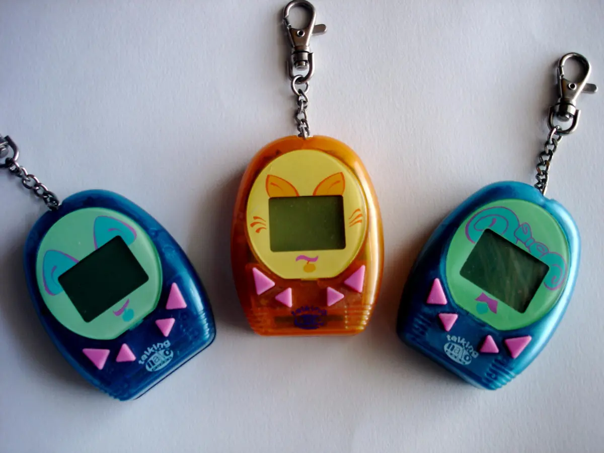 Animais virtuais continuam a cativar jovens que procuram diversões retro