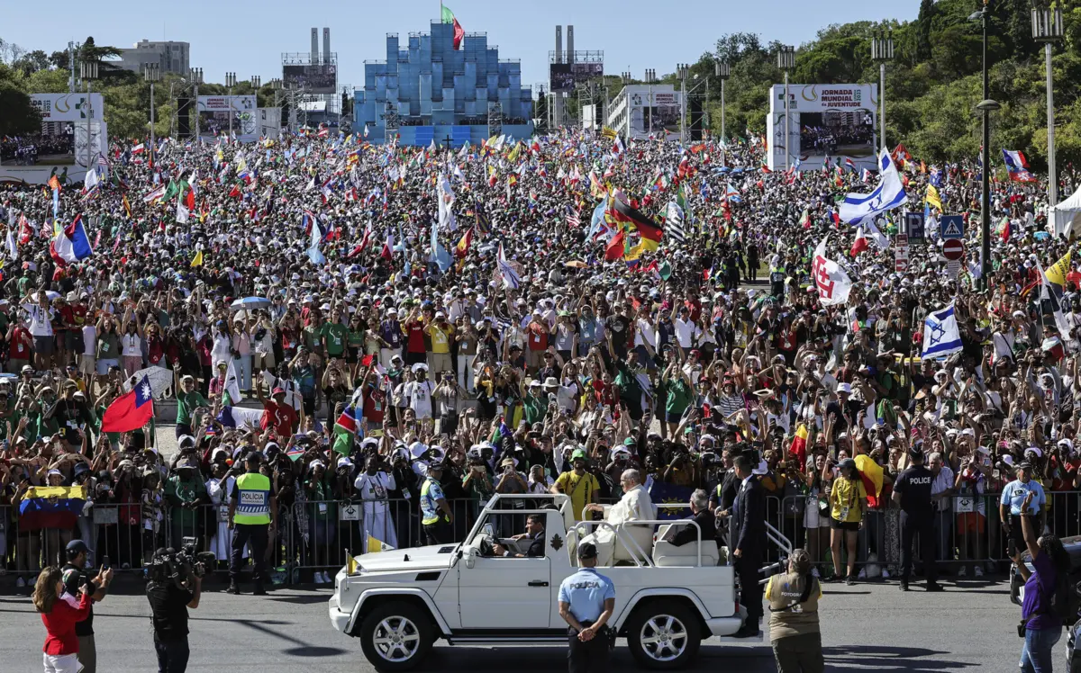 Imagem de contexto do artigo Jornada Mundial da Juventude: "explosão de luz e alegria" na visita do Papa a Portugal
