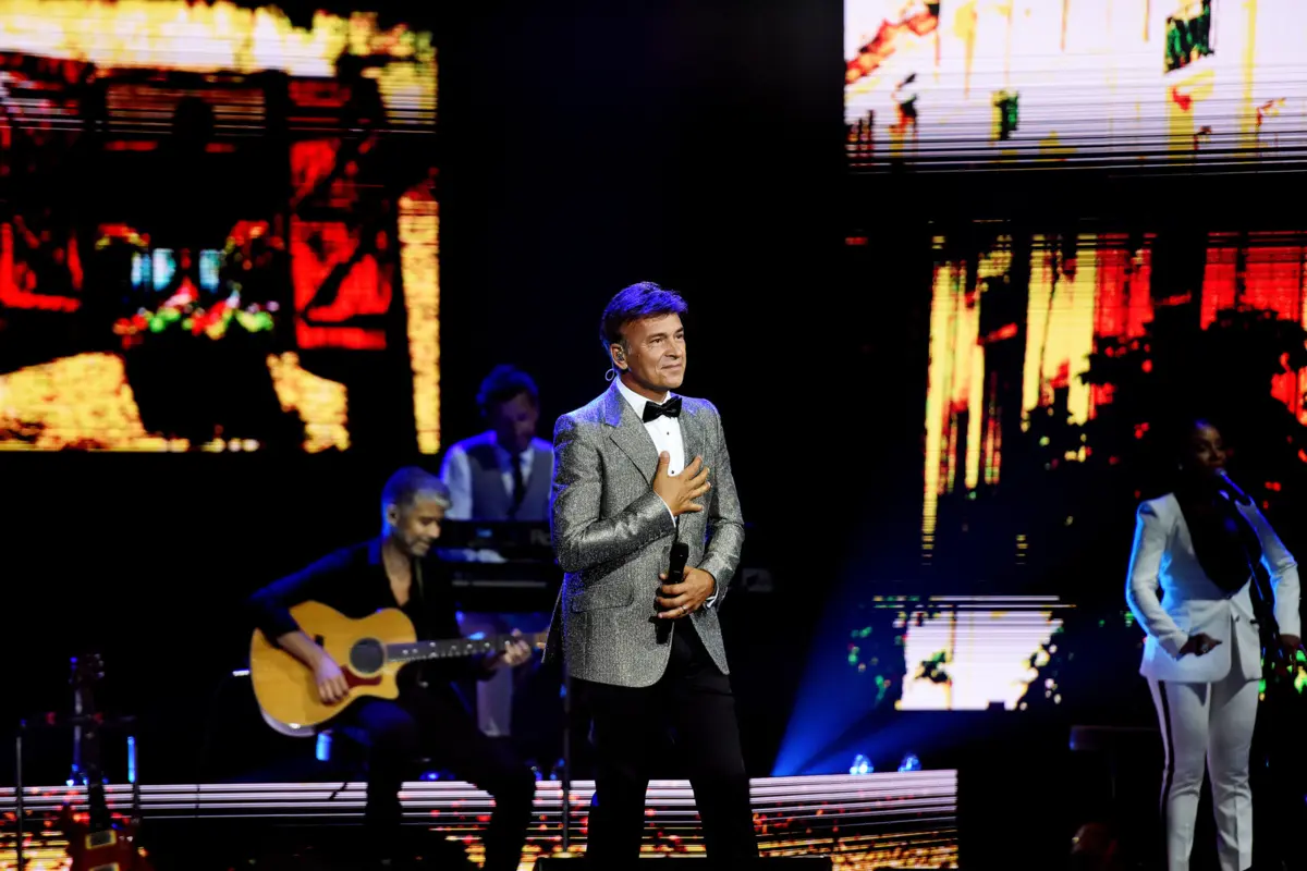 Tony Carreira será uma das estrelas na festa em Vila do Conde