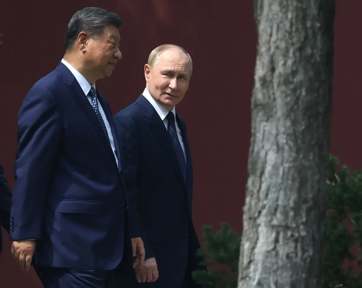 O líder chinês Xi Jinping com o seu homólogo russo Vladimir Putin